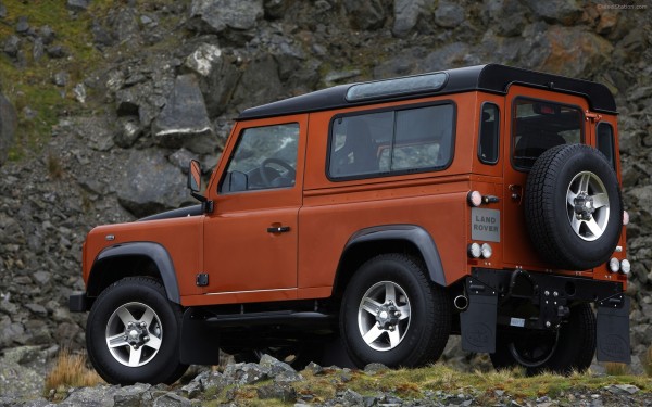 Land-Rover-Defender-Fire-Ice-Editions-widescreen-02